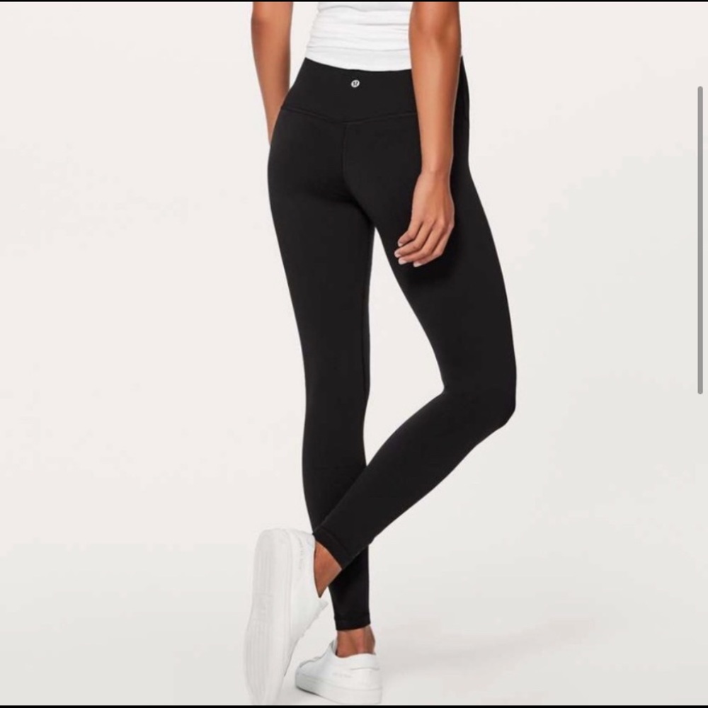 Black lululemon Aligns 28"